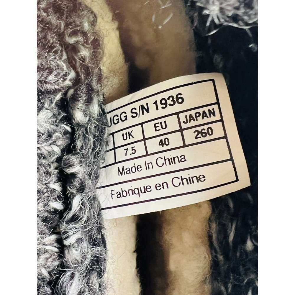 UGG Australia Skylar Wedge Boots Black Leather & Knit Lace/Zip Up Sz 9 2.5" Heel - Picture 8 of 10